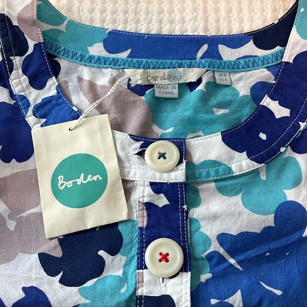 Boden Floral Tunic in Blue and Teal - Picture 5 of 11